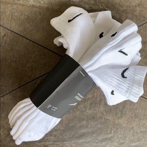 NIKE EVERYDAY COTTON CUSHIONED ANKLE 6 pairs socks